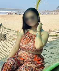 Call Girl Allahabad Aru