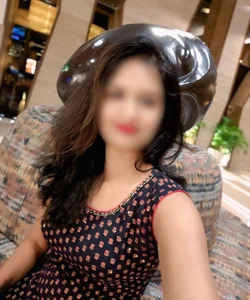 Call Girl Allahabad Radha